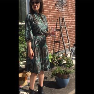 CUSTOM 60-70s Gunne Sax Marijuana Leaf Print 420 MARYJANE FEATHER Keyhole Tiered